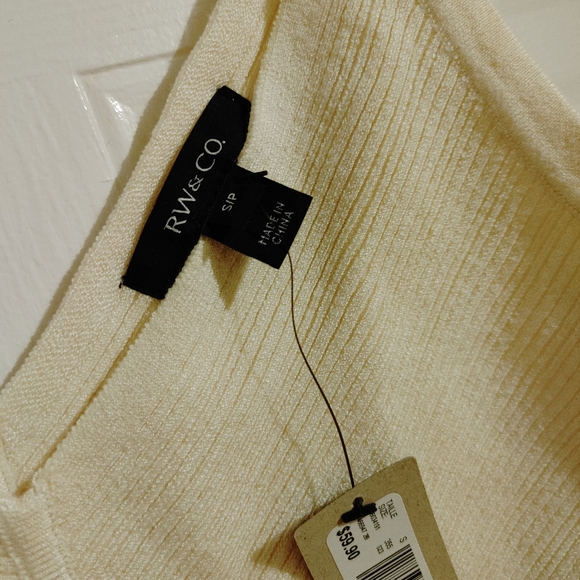 RW&CO. Ribbed Knit V-Neck Cropped Cami NWT - Picture 5 of 6